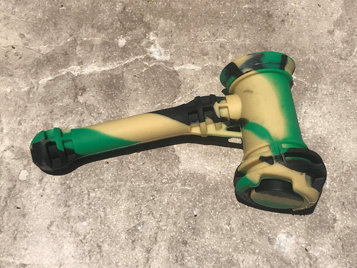 7" Silicone Hammer Hand Pipe w/Dab Tool & Container - Camo