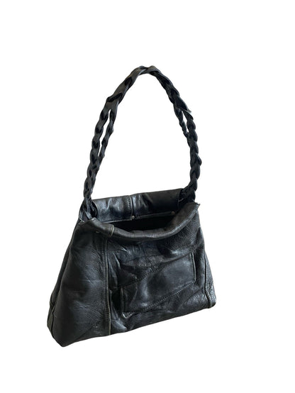 B55♻️ braided handle shoulder bag