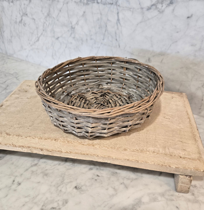 Breadbasket, Round