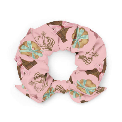 Royal Cookie kawaii scrunchie in strawberry pink with gold crowns and milk-chocolate bars