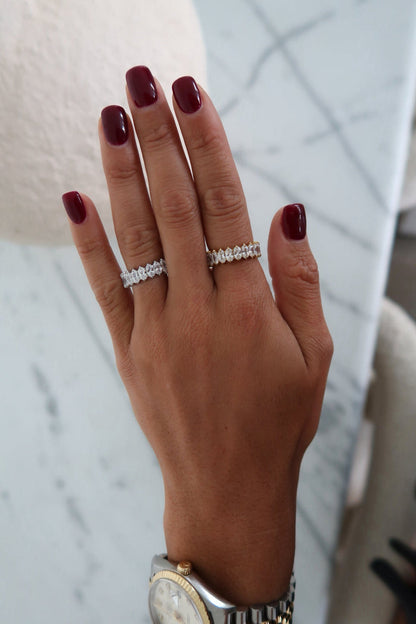 VANESSA RING